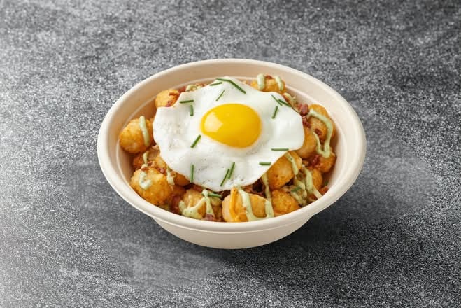 Crispy Tots & Sunny Egg