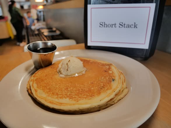 Buttermilk Pancakes Short Stack