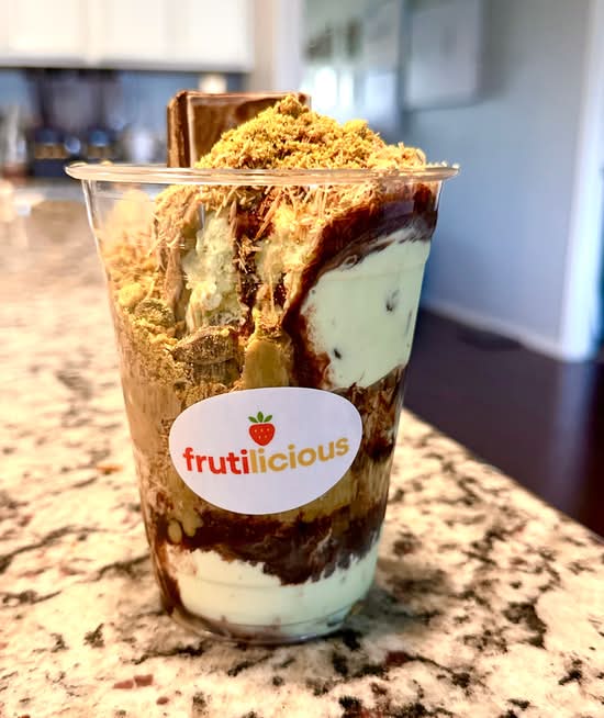Pistachio Dubai Sundae