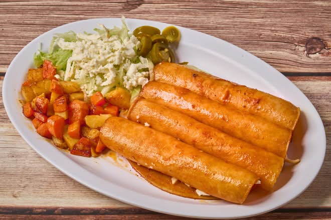 Viernes - Enchiladas Huastecas