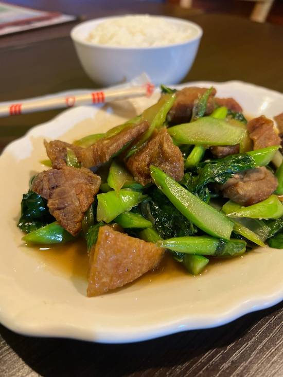 Crispy Pork with Chinese Broccoli
