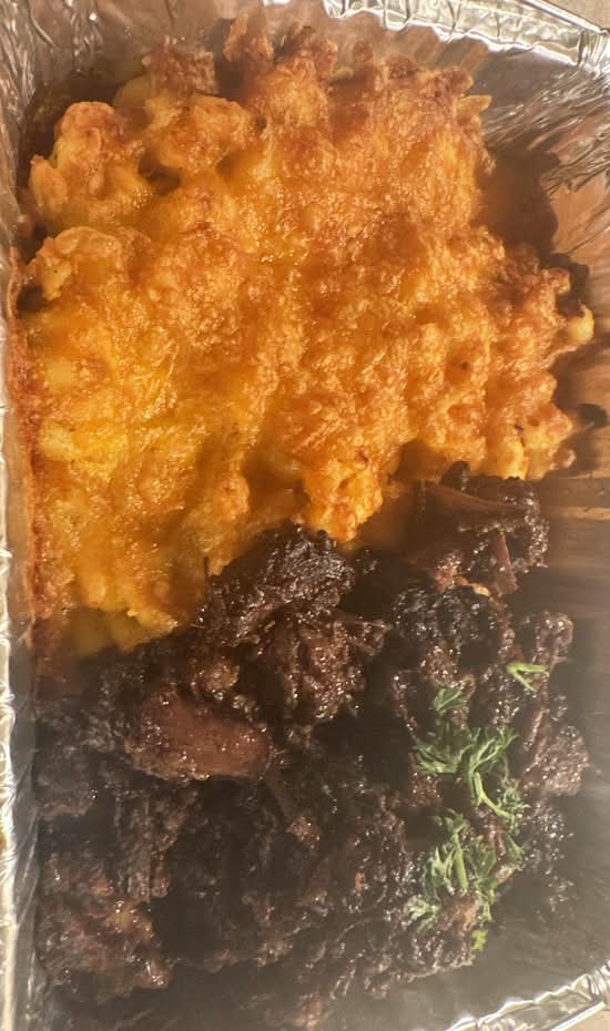 OXTAIL MAC & CHEESE