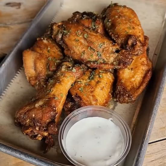 16 Bone-In Wings