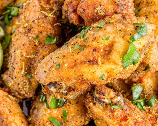 Lemon Pepper Chicken Wings Combo