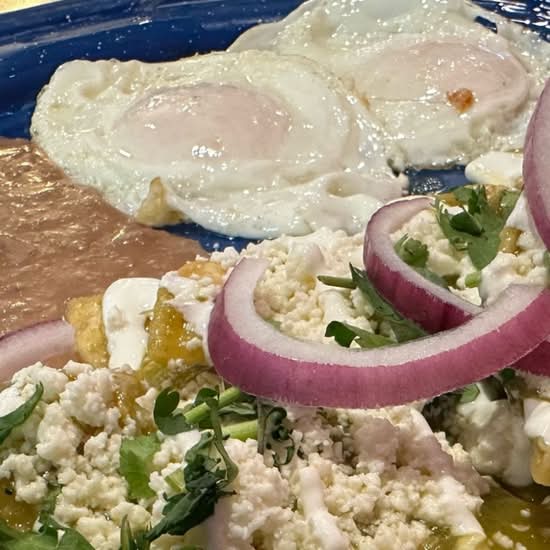 Chilaquiles Y Egg