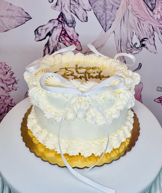 Vintage Cake