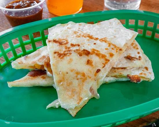 Barbacoa Quesadilla