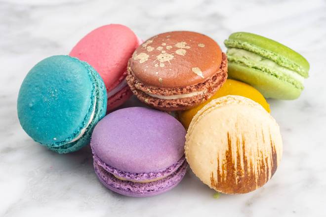 Half Dozen Macaron
