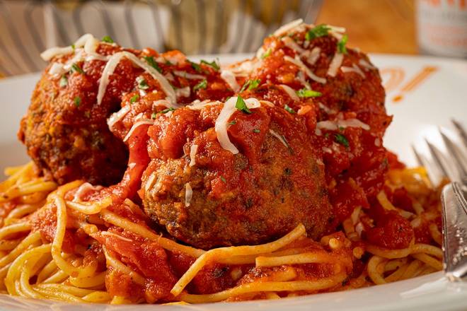 Spaghetti & Meatballs