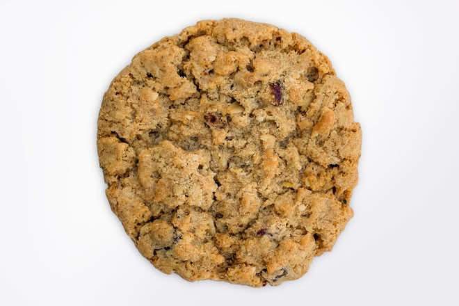 Plant-Based Oat Hemp Date Cookie
