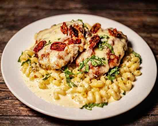CHICKEN PARMESAN D