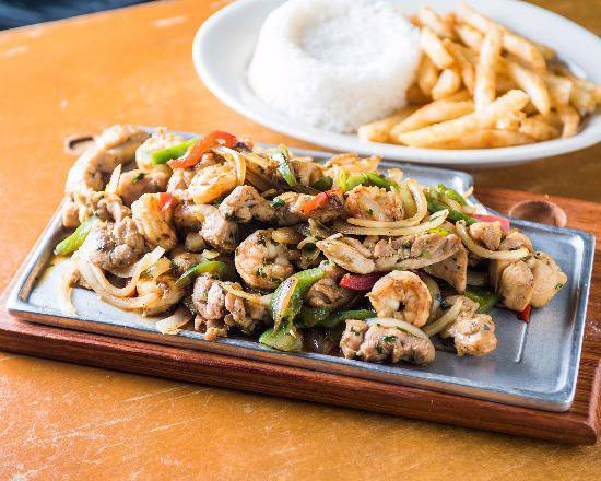 Chicken Sauteed with Shrimp or Meat