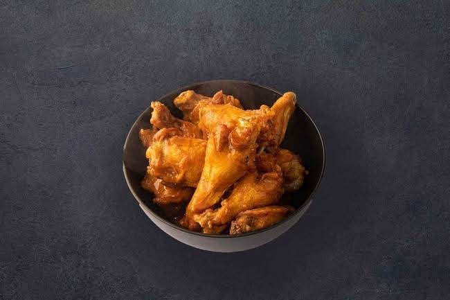 12 Chicken Wings