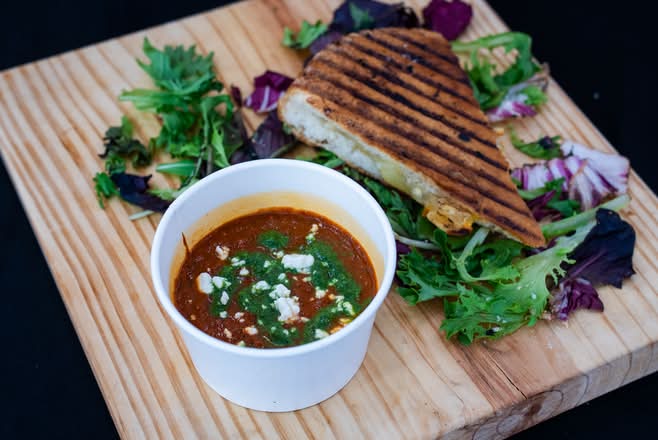 Roasted Red Pepper Tomato Bisque
