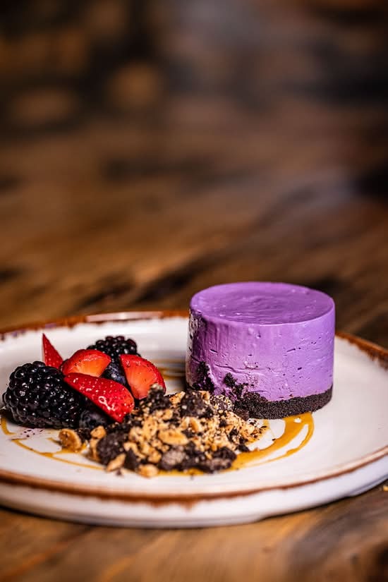 UBE CHEESECAKE