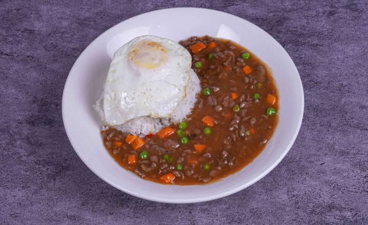 Minced Beef W/ Egg Over Rice
