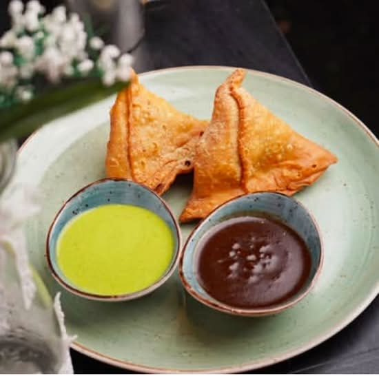 Veggie Samosa (2 Pcs)
