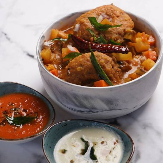 Sivaji Sambhar Vada