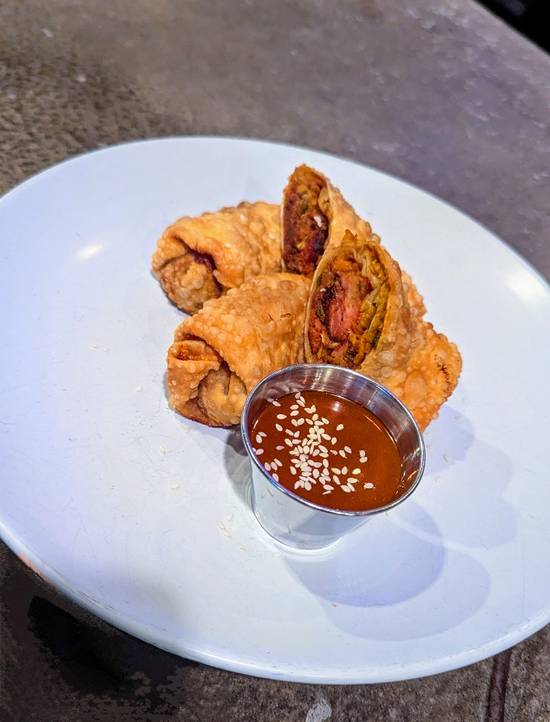 BBQ EGG ROLLS
