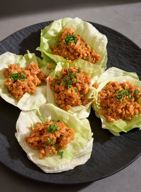Spicy Chicken Lettuce Wraps