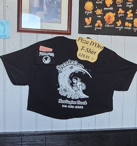 T-Shirt - Small