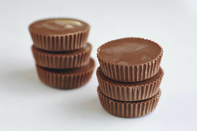 Dark Chocolate Virginia Peanut Butter Cup