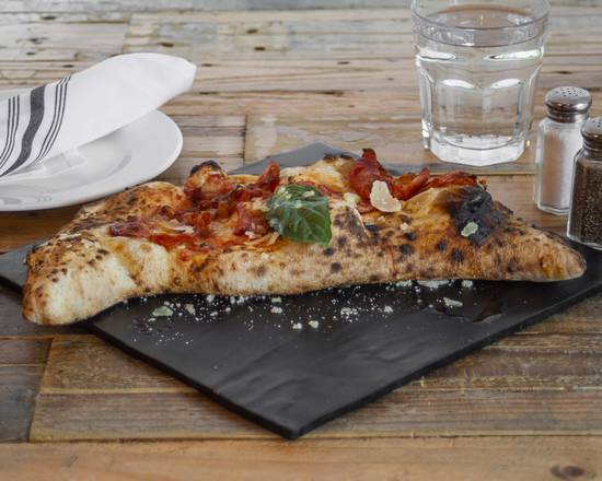 Calzone Classico Pizza