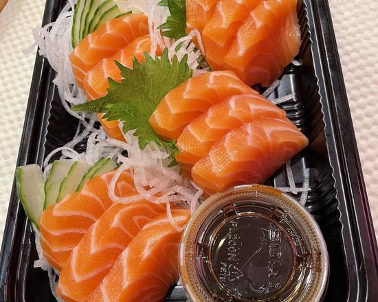 Salmon Sashimi