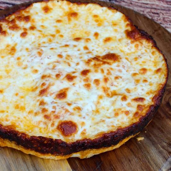 Pizza De Queso / Cheese Pizza