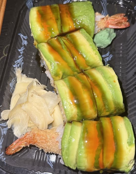 Green Dragon Roll (Regular)