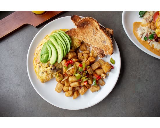 Cali Omelette