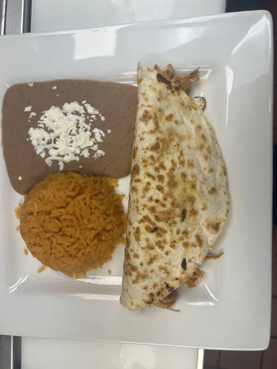 Quesadilla Rellena