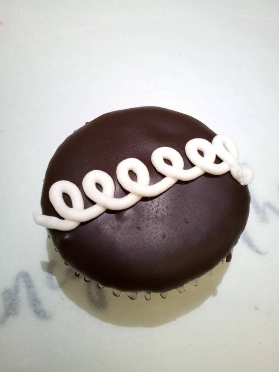 Vegan Hostess Cupcake