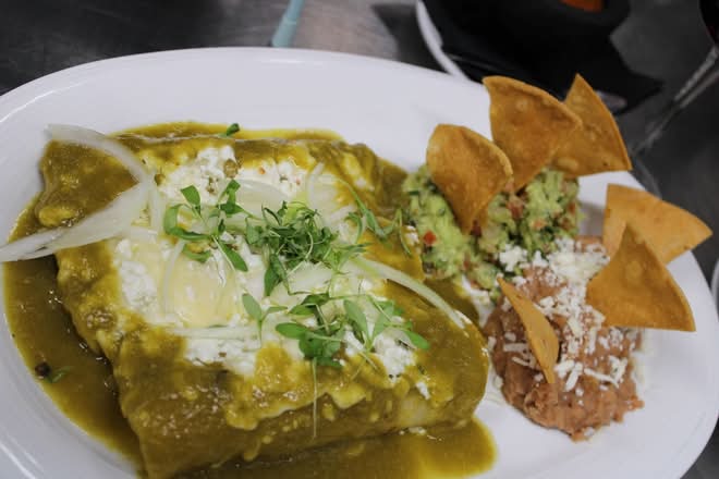 Enchiladas Suizas