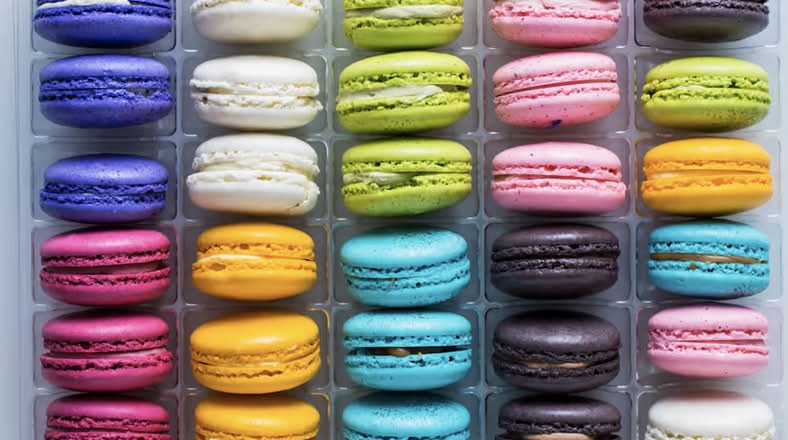 1dz Assorted Macarons