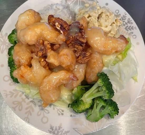 3. Honey Walnut Prawns