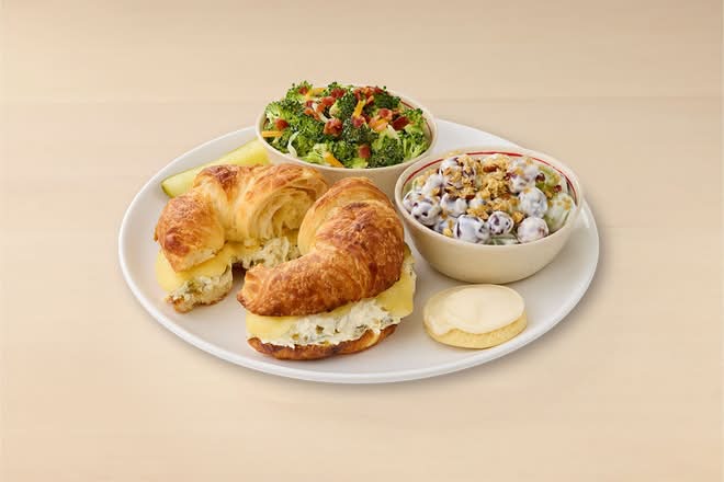 The Chick Melt Meal