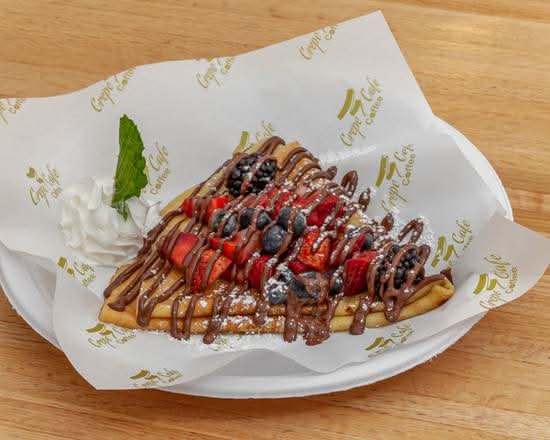 Berry Whip Crepe