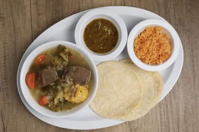 Caldo de Res