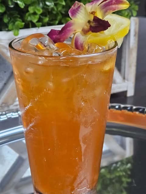 Peach Mango Lemonade