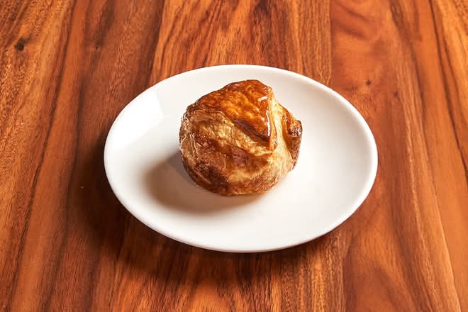 Caramelized Croissant