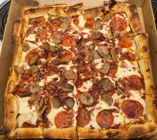 3 Toppings Pizza