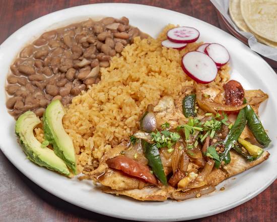 Pechuga A La Mexicana