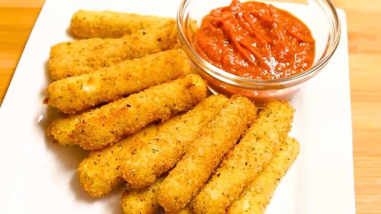 Mozzarella Sticks 5pc