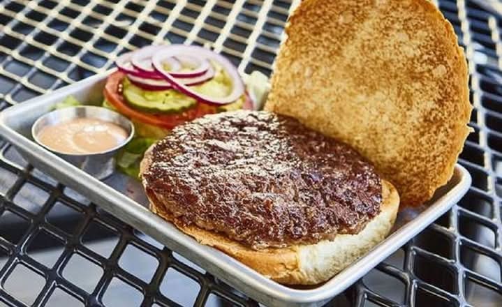 Classic Beef (8 Oz)