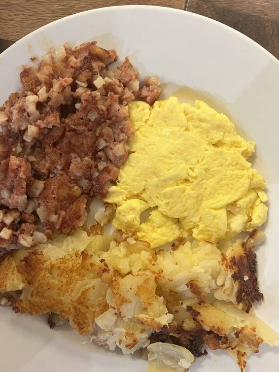 Egg & Corned Beef Hash