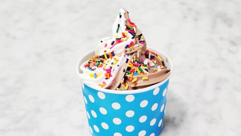 Medium Cup (10-12oz)