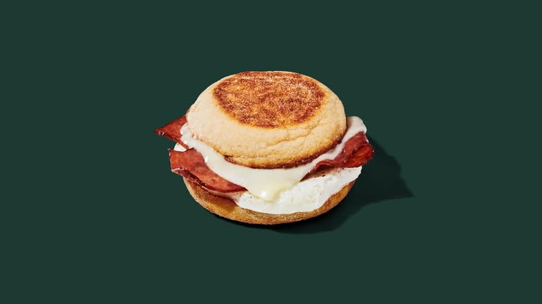 Bacon-Style Turkey, Cheddar & Egg White Sandwich