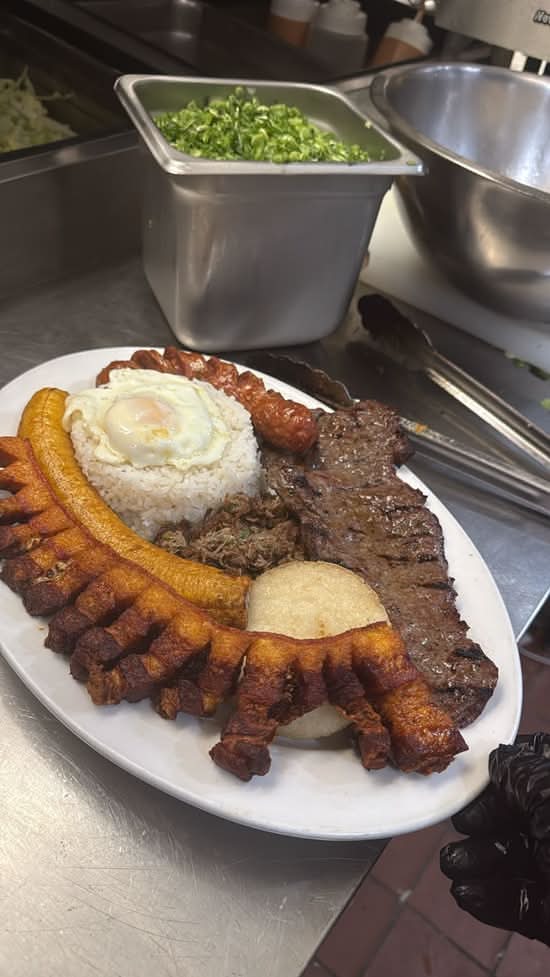 Bandeja Paisa