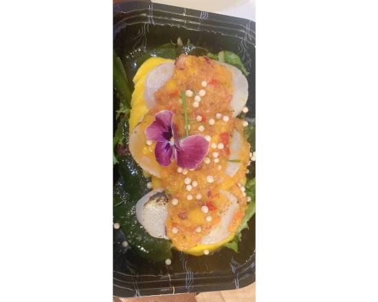 Seared Scallop Mango Salsa